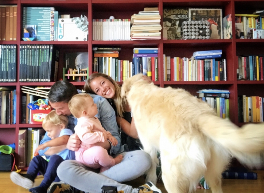 Eleonora Pelli, food Blogger di Asinochileggeancora con la sua famiglia